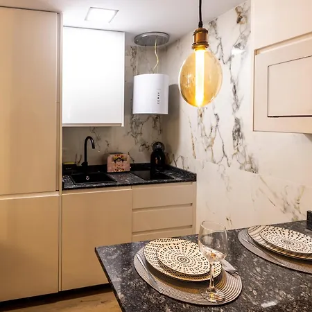 Lejlighed Urban Estudios Canterias Caces