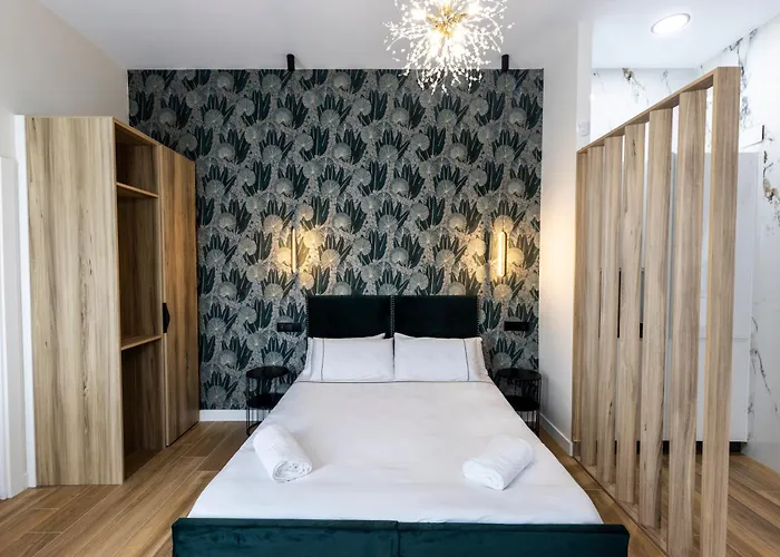 Апартаменты Urban Estudios Canterias Касерес